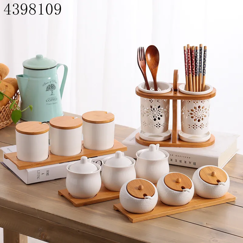 Kitchen utensils creative ceramic seasoning bottle and sugar bowl seasoning box set household storage bottle kitchen storage jar
Kitchen utensils creative ceramic seasoning bottle and sugar bowl seasoning box set household storage bottle kitchen storage jar