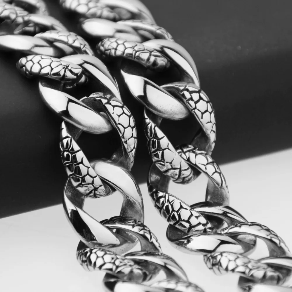 18mm New Arrive 316L Stainless Steel Silver Color Snake Pattern Cut Cuban Curb Chain Men's Necklace Jewelry 22.5" High Quality
18mm New Arrive 316L Stainless Steel Silver Color Snake Pattern Cut Cuban Curb Chain Men's Necklace Jewelry 22.5" High Quality