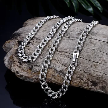 Men Hip Hop Jewelry Ice Out Chain Gold/Silver Color Men Choker Jewelry Accessories Fashion 9mm Miami Cuban Link Chain Necklace
Men Hip Hop Jewelry Ice Out Chain Gold/Silver Color Men Choker Jewelry Accessories Fashion 9mm Miami Cuban Link Chain Necklace