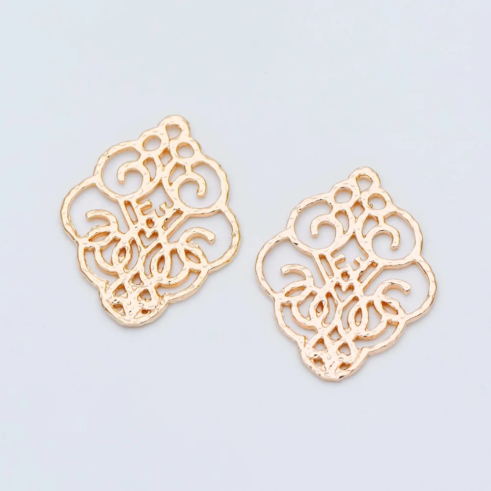 10pcs Gold Filigree Charm Connectors, Gold plated Brass Earring Charms, Necklace Pendants with Loops 28x23mm (GB-583)
10pcs Gold Filigree Charm Connectors, Gold plated Brass Earring Charms, Necklace Pendants with Loops 28x23mm (GB-583)