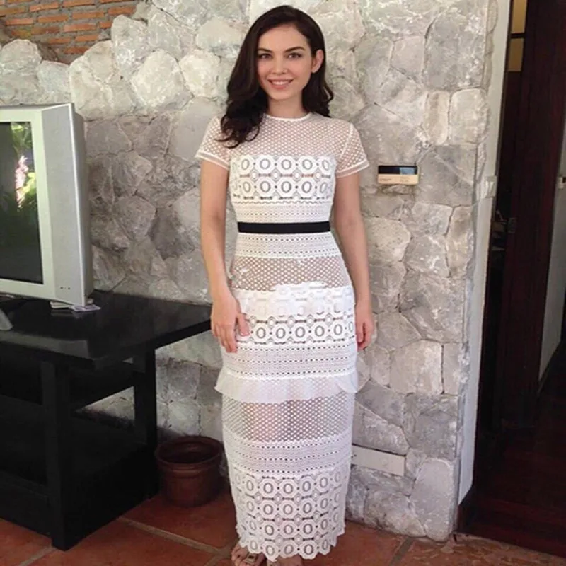 Self Portrait 2019 New arrival Short Sleeve White Lace Dress Summer Women Ruffles Lace Flower Hollow Out Patchwork Party Dress
Self Portrait 2019 New arrival Short Sleeve White Lace Dress Summer Women Ruffles Lace Flower Hollow Out Patchwork Party Dress