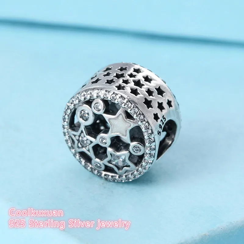 2018 Winter Original 925 Sterling Silver Illuminating Stars Charm, Silver Enamel & Clear CZ Beads Fit Pandora Charms Bracelet
2018 Winter Original 925 Sterling Silver Illuminating Stars Charm, Silver Enamel & Clear CZ Beads Fit Pandora Charms Bracelet