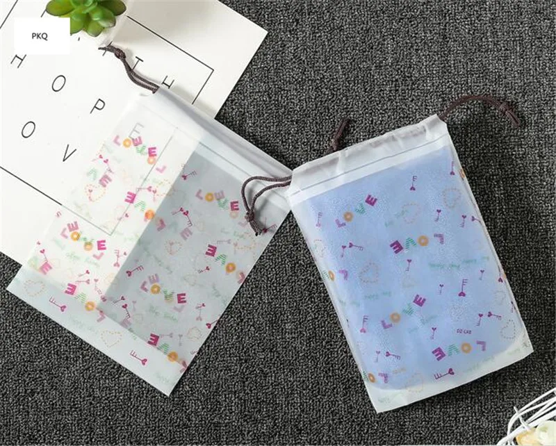 10PCS 16X20X3cm EVA Scrub Bundle Bag Garment Plastic Bag Drawstring Plastic Packaging Bag For Underwear Towel Pants T-shirt
10PCS 16X20X3cm EVA Scrub Bundle Bag Garment Plastic Bag Drawstring Plastic Packaging Bag For Underwear Towel Pants T-shirt