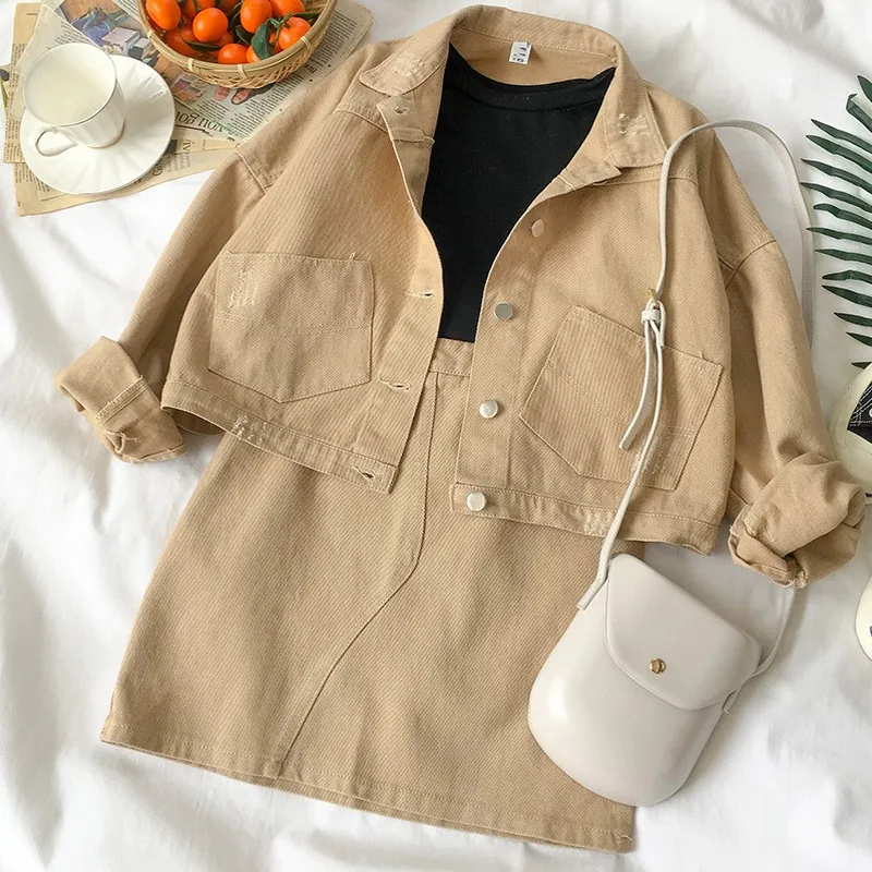 Autumn Women Tracksuits Long Sleeve Jacket Mini Skirt Sets Female Two Piece Outfits Matching Sets 2pc Retro Corduroy Skirt Suits
Autumn Women Tracksuits Long Sleeve Jacket Mini Skirt Sets Female Two Piece Outfits Matching Sets 2pc Retro Corduroy Skirt Suits