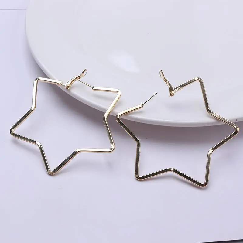 Big Star Earrings 2019 Hoop Earrings Earrings For Women Gold Color Geometric Statement Earrings Hollow Circle Metal EB356
Big Star Earrings 2019 Hoop Earrings Earrings For Women Gold Color Geometric Statement Earrings Hollow Circle Metal EB356