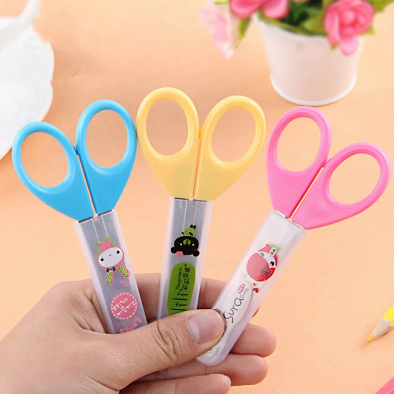 1Pc new Cute Cartoon Animal Safe Plastic Scissors Paper Border Cutter for Kid Scrapbooking Decoration Gift Stationery
1Pc new Cute Cartoon Animal Safe Plastic Scissors Paper Border Cutter for Kid Scrapbooking Decoration Gift Stationery