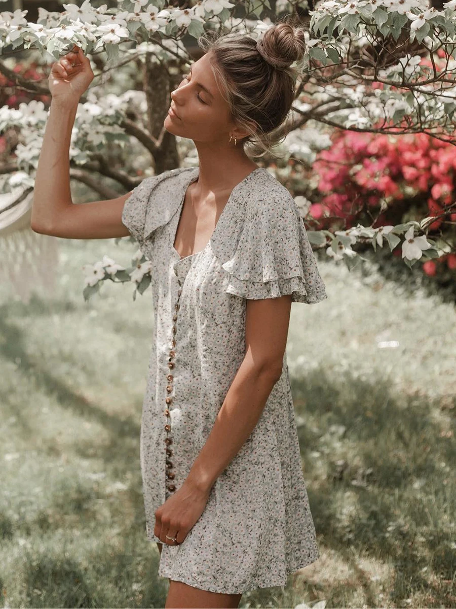 Love Galore Mini Dress Women Button Down Shrt Sleeve V Neck Vintage Dresses 2019 Summer Clothes Casual Floral Print Short Dress
Love Galore Mini Dress Women Button Down Shrt Sleeve V Neck Vintage Dresses 2019 Summer Clothes Casual Floral Print Short Dress