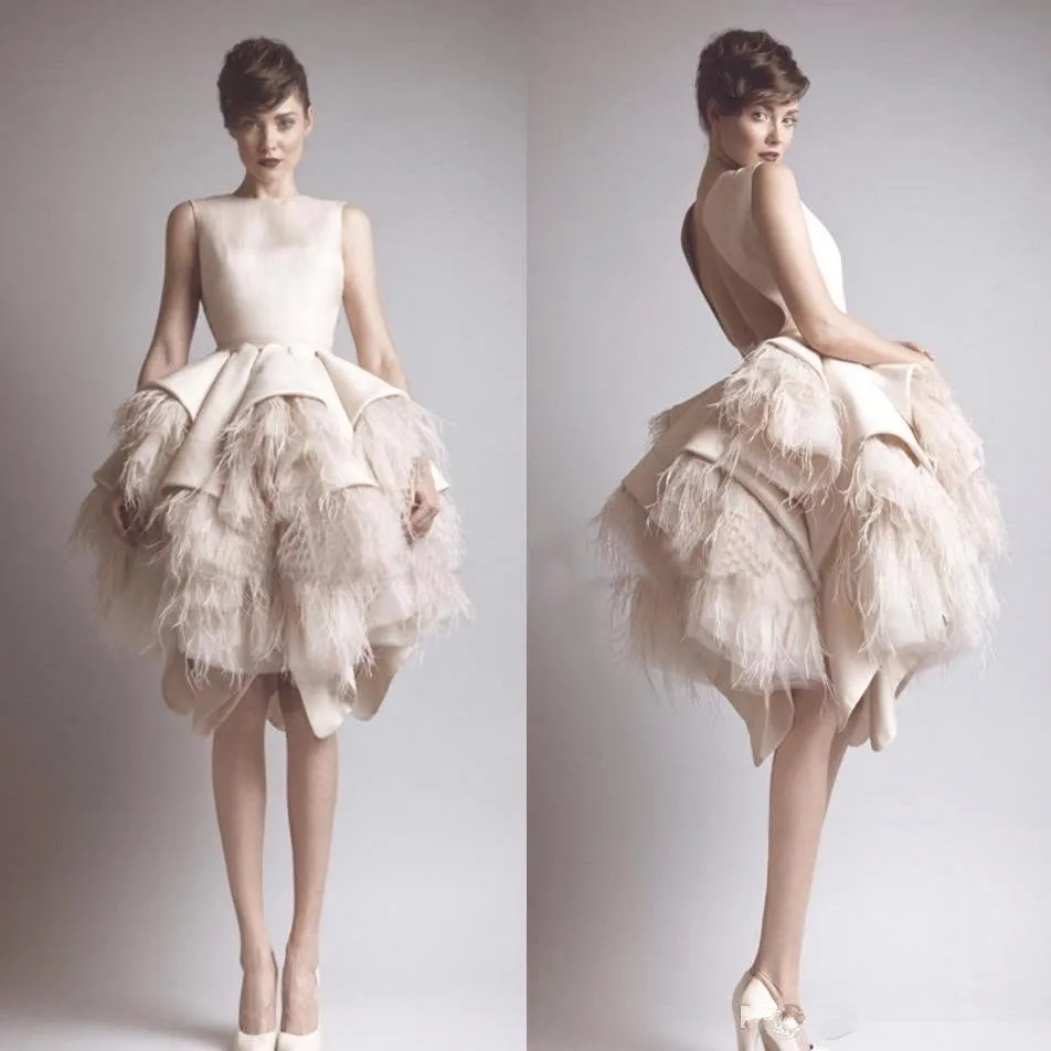 Elegant 2019 Cocktail Dresses Ball Gown High Collar Appliques Knee Length Party Homecoming Dresses
Elegant 2019 Cocktail Dresses Ball Gown High Collar Appliques Knee Length Party Homecoming Dresses