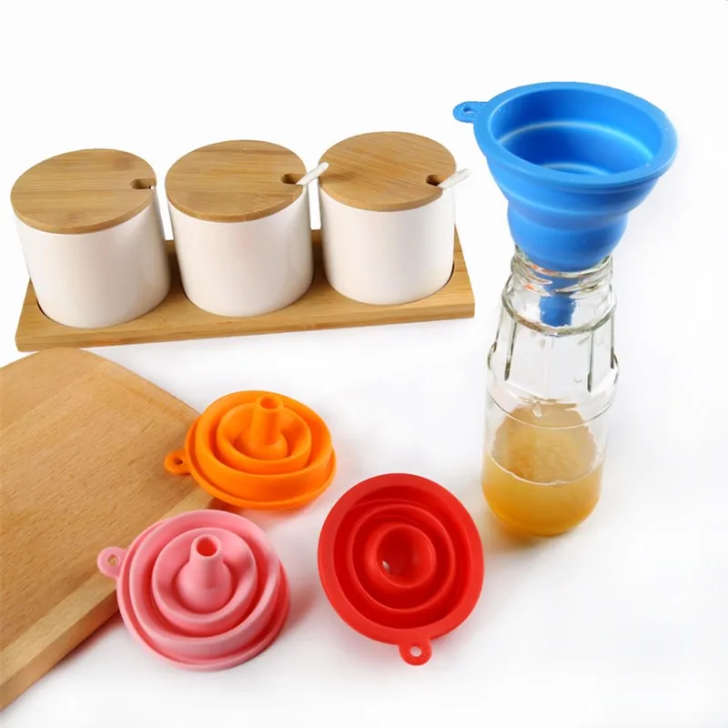 OUSSIRRO Mini Silicone Foldable Funnel Hopper Kitchen Cozinha Cooking Tools Accessories Kitchen Gadgets
OUSSIRRO Mini Silicone Foldable Funnel Hopper Kitchen Cozinha Cooking Tools Accessories Kitchen Gadgets