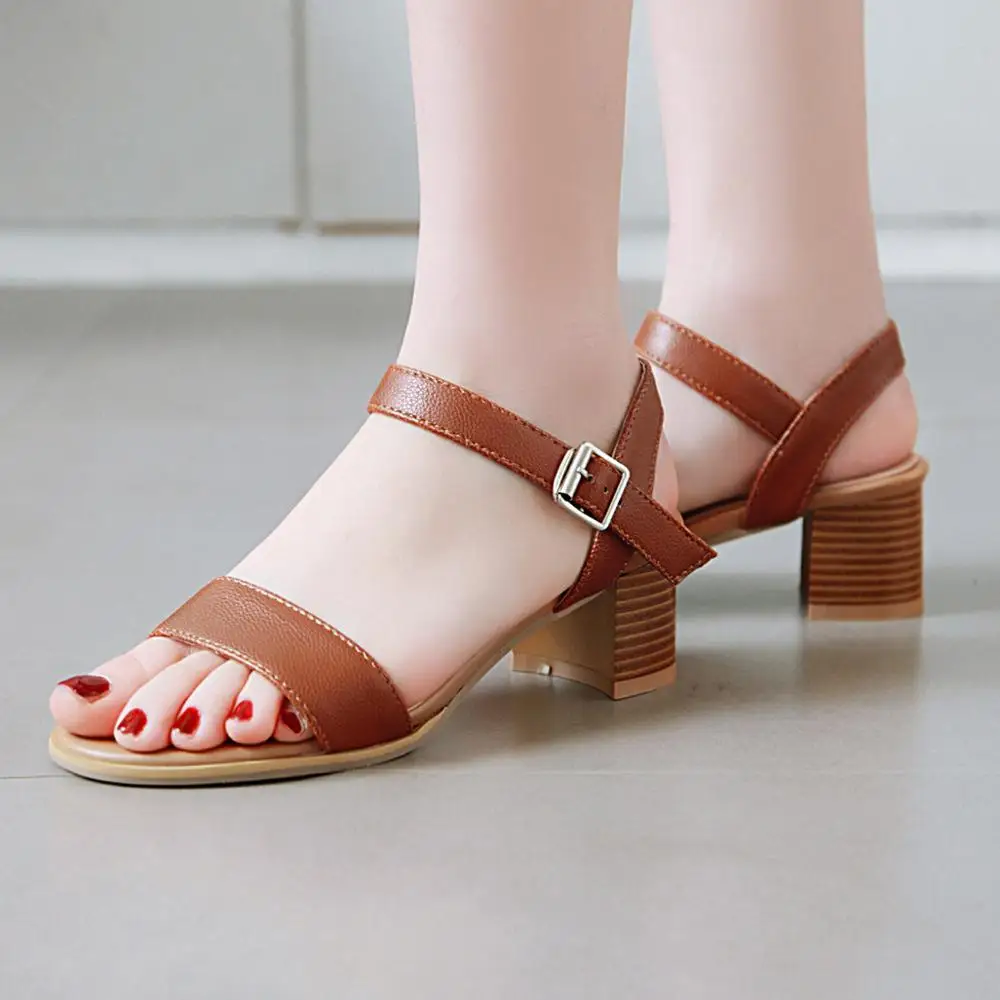 Women Sandals Fashion Ankle Strap Summer Shoes Woman 2019 New High Heels Sandalias Mujer Black Block Heels Women Plus Size 34-43
Women Sandals Fashion Ankle Strap Summer Shoes Woman 2019 New High Heels Sandalias Mujer Black Block Heels Women Plus Size 34-43