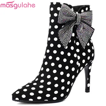 Masgulahe big size 33-43 fashion ankle boots pointed toe zip suede leather boots thin high elegant prom ladies boots 2018 new
Masgulahe big size 33-43 fashion ankle boots pointed toe zip suede leather boots thin high elegant prom ladies boots 2018 new