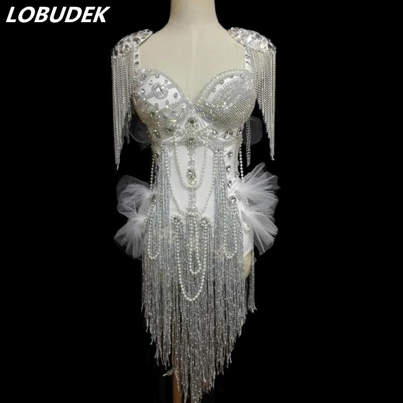 Nightclub Bar Women Leading Dancer Costume Bar DJ DS Female Singer Host Stage Outfit White Rhinestones Chain Tassels Bodysuit
Nightclub Bar Women Leading Dancer Costume Bar DJ DS Female Singer Host Stage Outfit White Rhinestones Chain Tassels Bodysuit
