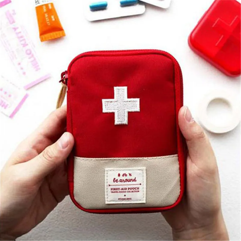 Outdoor First Aid Emergency Medical Kit Survival bag Wrap Gear Hunt Travel Bag small medicine kit SN-20
Outdoor First Aid Emergency Medical Kit Survival bag Wrap Gear Hunt Travel Bag small medicine kit SN-20