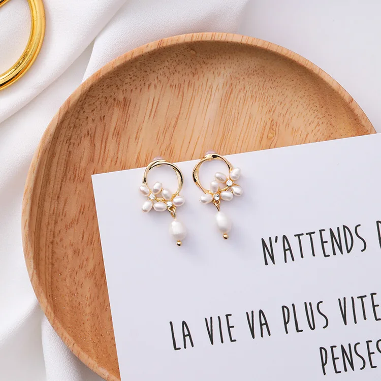 Japan Korea Handmade Natural Freshwater Pearl Flower Metal Circle Drop Earrings For Women Fashion Jewelry Dangle Pendientes
Japan Korea Handmade Natural Freshwater Pearl Flower Metal Circle Drop Earrings For Women Fashion Jewelry Dangle Pendientes