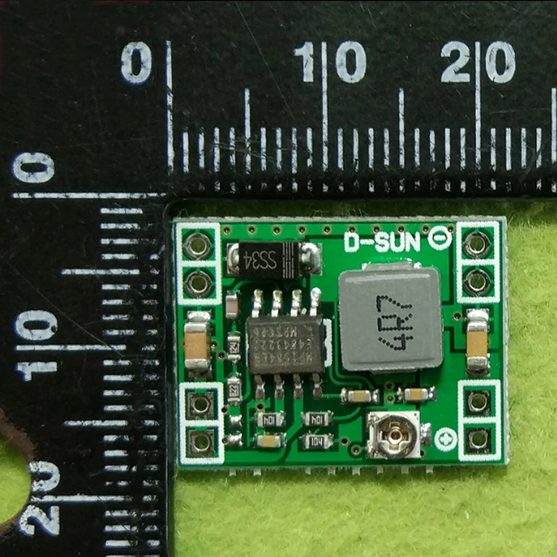Free shiping DC-DC step-down power module 3A adjustable step-down module ultra LM2596 ultra small volume
Free shiping DC-DC step-down power module 3A adjustable step-down module ultra LM2596 ultra small volume