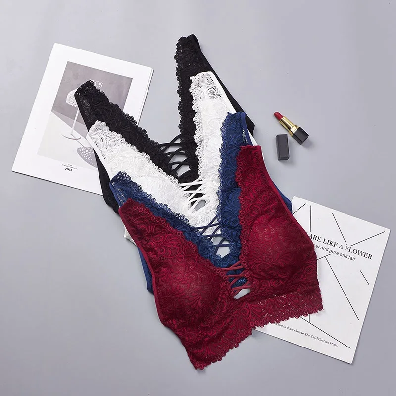 Women Deep V-Neck Bras Sexy Lace Bralette Padded Lingerie Push Up Bra Wireless Underwear Solid Color Hollow Bras for Women
Women Deep V-Neck Bras Sexy Lace Bralette Padded Lingerie Push Up Bra Wireless Underwear Solid Color Hollow Bras for Women