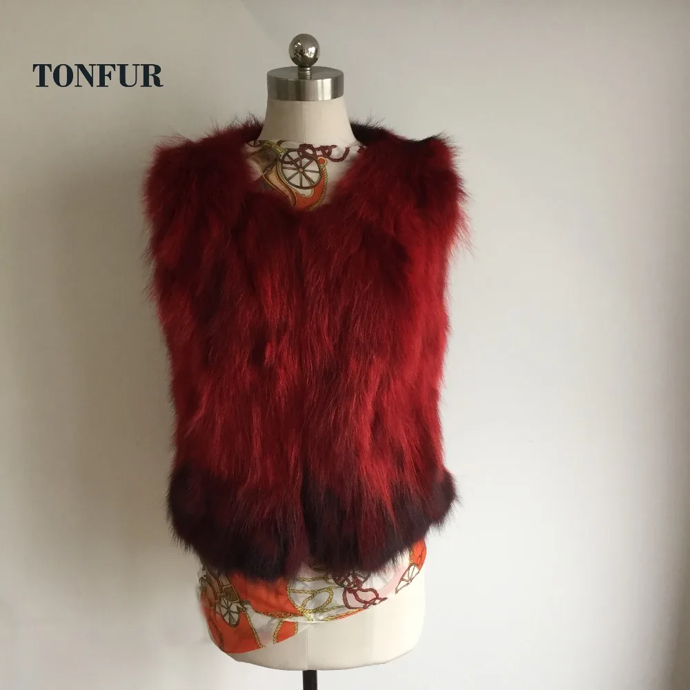 100% Real Fox Fur Vest Genuine Raccoon Fur Gilet Women Fashion Trend hot selling Fur Vest Waistcoat DAH276
100% Real Fox Fur Vest Genuine Raccoon Fur Gilet Women Fashion Trend hot selling Fur Vest Waistcoat DAH276