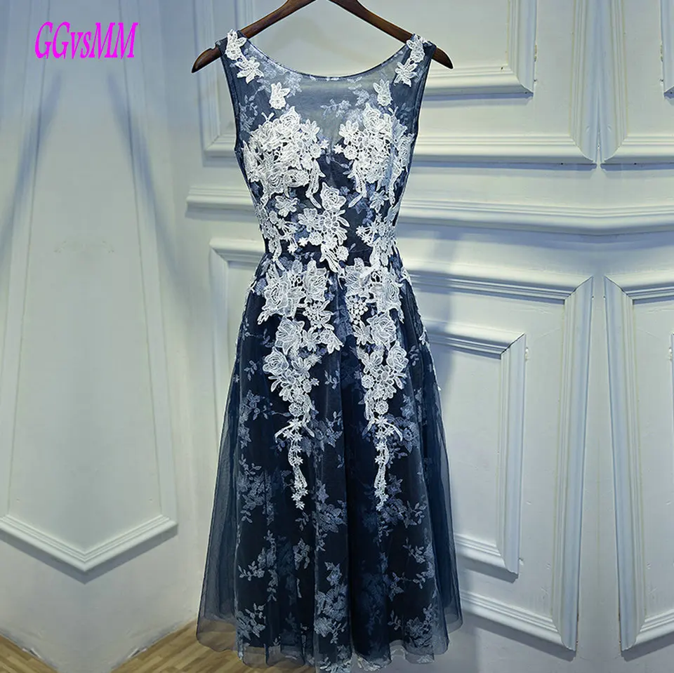 Fashion Dark Navy Prom Dresses Short 2019 New Prom Dress Scoop Tulle Appliques Knee Length Cheap Formal Women Party Gown Evening
Fashion Dark Navy Prom Dresses Short 2019 New Prom Dress Scoop Tulle Appliques Knee Length Cheap Formal Women Party Gown Evening