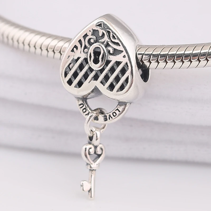 Openwork Love You Lock Beads Charms Fit Women Pandora Bracelets & Bangles 925 Sterling Silver Jewelry
Openwork Love You Lock Beads Charms Fit Women Pandora Bracelets & Bangles 925 Sterling Silver Jewelry
