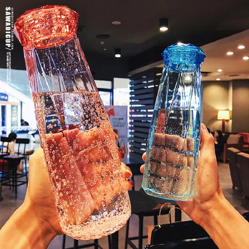 Fashion Water Bottle for Caming Creative Water Bottle for Students Lovers Gift Portable Personality Water Bottle for Hiking
Fashion Water Bottle for Caming Creative Water Bottle for Students Lovers Gift Portable Personality Water Bottle for Hiking