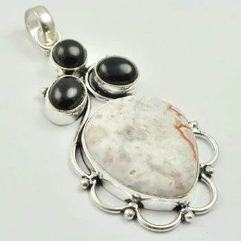 Mexican Laguna Lace Agates & Black Onyx Pendant Silver Overlay over Copper , 70 mm, P2828
Mexican Laguna Lace Agates & Black Onyx Pendant Silver Overlay over Copper , 70 mm, P2828