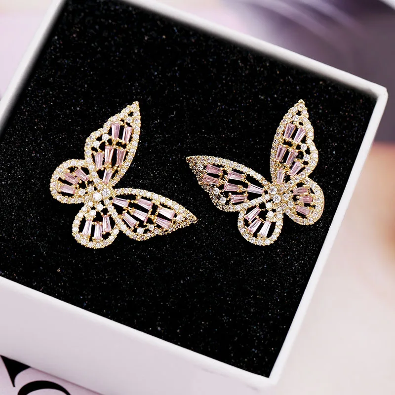 Luxury Exquisite Fashion Hollow Butterfly Earrings Micro-inlaid AAA Colorful Zircon Jewelry For Women ZK40
Luxury Exquisite Fashion Hollow Butterfly Earrings Micro-inlaid AAA Colorful Zircon Jewelry For Women ZK40