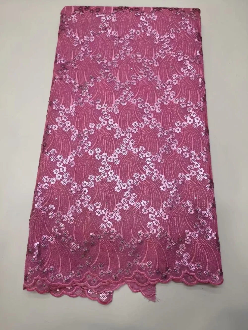 Hot Selling Hand Cut Organza Lace Fabrics Embroidered African Mesh Tulle Lace Fabrics For Women Party African Fabrics
Hot Selling Hand Cut Organza Lace Fabrics Embroidered African Mesh Tulle Lace Fabrics For Women Party African Fabrics