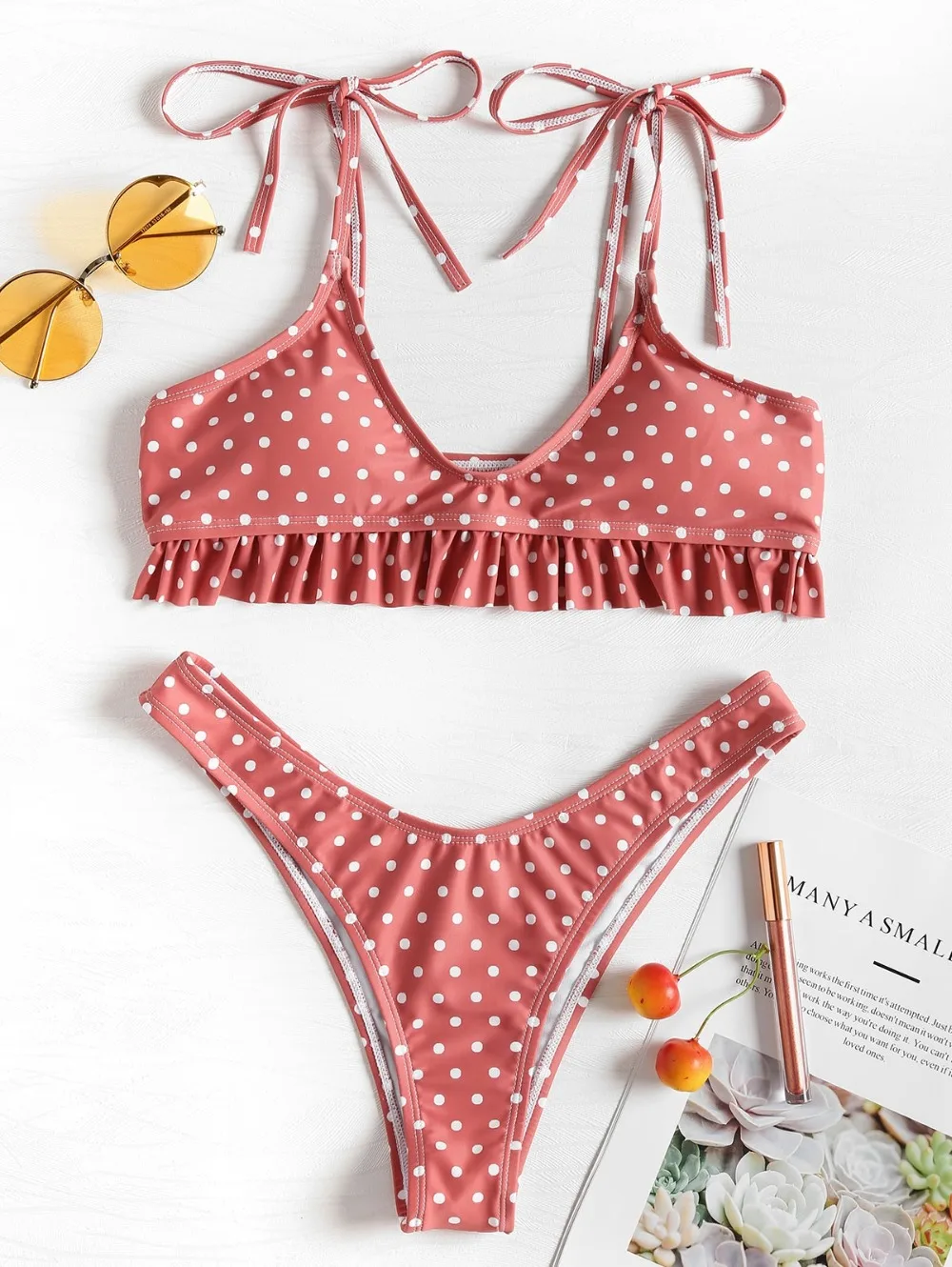 2018 New Summer Women Bow Tie Push-up Padded Tie Shoulders Ruffle Polka Dot Bikini Set Swimwear Swimsuit Bather
2018 New Summer Women Bow Tie Push-up Padded Tie Shoulders Ruffle Polka Dot Bikini Set Swimwear Swimsuit Bather