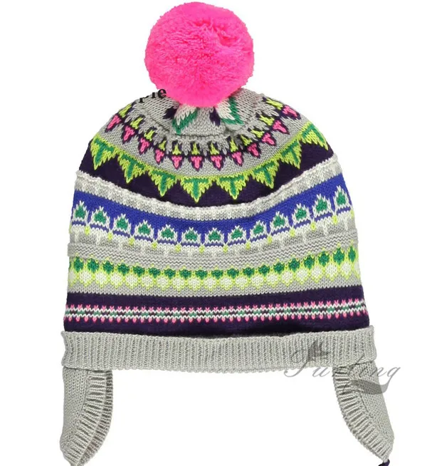 infant-pom-pom-sweater-hat