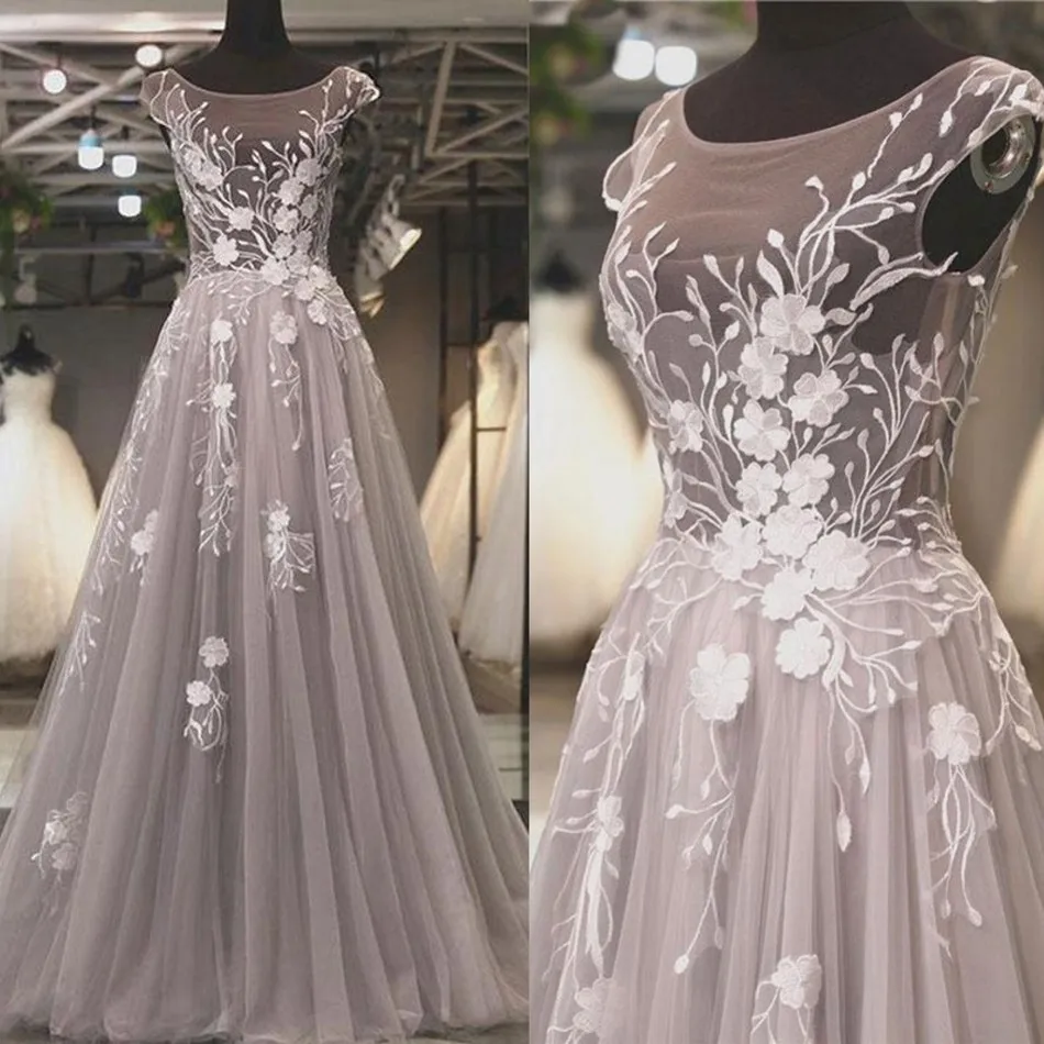 Modest 3D Flower Gray Prom Gowns Lace A-line Pretty Tulle Formal Party Dresses 2019 Sexy Backless Evening Gowns Abendkleider
Modest 3D Flower Gray Prom Gowns Lace A-line Pretty Tulle Formal Party Dresses 2019 Sexy Backless Evening Gowns Abendkleider