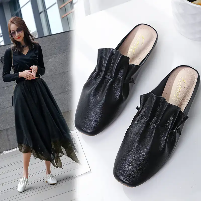 women's closed toe mules