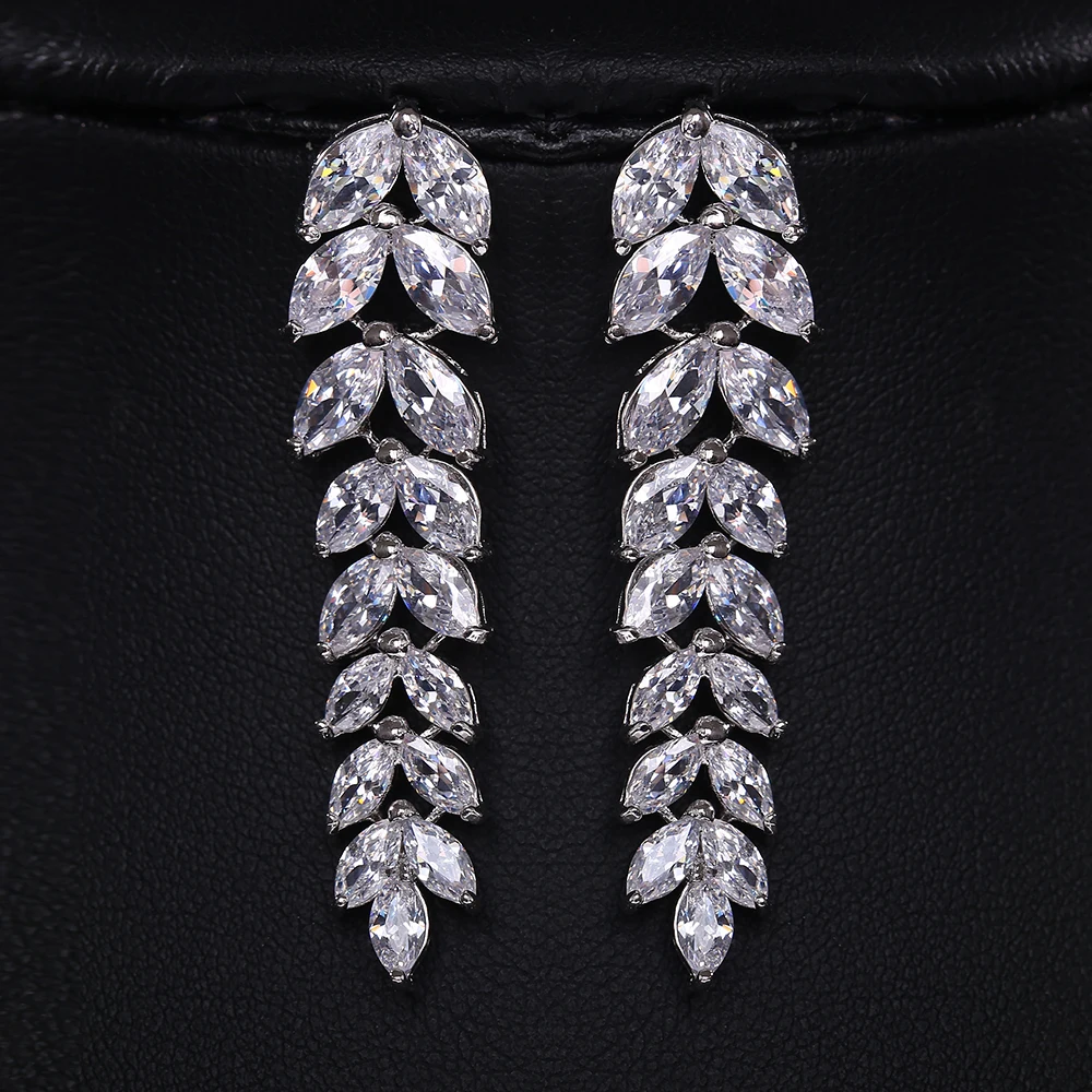 J store Zircons High Quality Cubic Zirconia Party Jewelry White Gold Color Long clear Red Dangling Earring For Women Weddin
J store Zircons High Quality Cubic Zirconia Party Jewelry White Gold Color Long clear Red Dangling Earring For Women Weddin