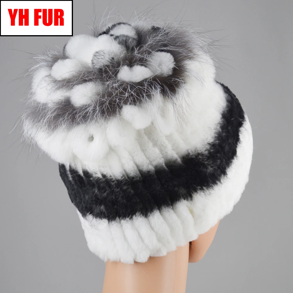 Striped Real Rex Rabbit Fur Hats Knitted Lady 100% Genuine Rex Rabbit Fur Cap Women Winter Warm Handmade Flowers Beanies caps
Striped Real Rex Rabbit Fur Hats Knitted Lady 100% Genuine Rex Rabbit Fur Cap Women Winter Warm Handmade Flowers Beanies caps