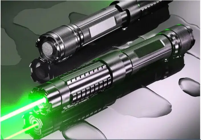 532nm High Power military 100w 100000mW green Laser Pointers Flashlight burning match candle lit cigarette wicked LAZER Hunting
532nm High Power military 100w 100000mW green Laser Pointers Flashlight burning match candle lit cigarette wicked LAZER Hunting