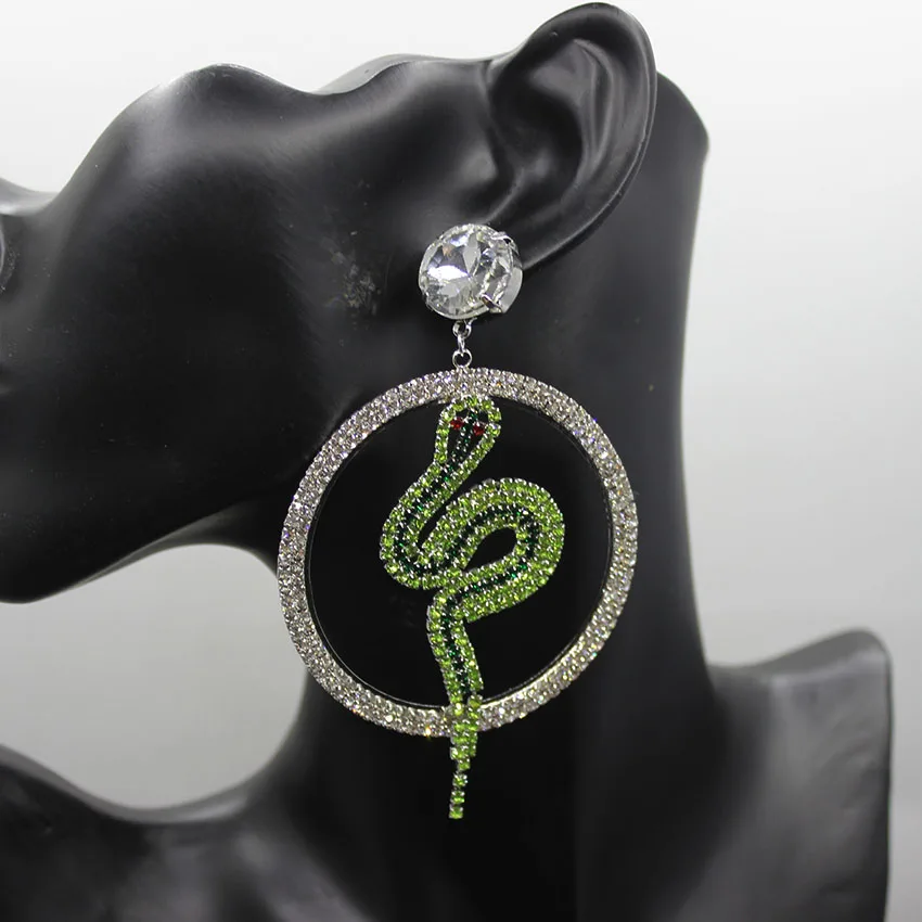 Ins Green Snake Flash Earring temperament wild circle cold wind ear drop net red green snake earrings 100
Ins Green Snake Flash Earring temperament wild circle cold wind ear drop net red green snake earrings 100