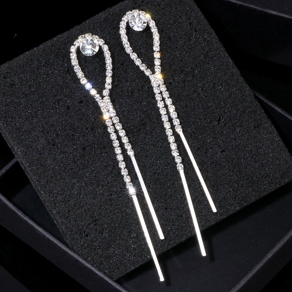 2019 New Brief Personality Crystal Long Tassel Dangle Earrings For Women Sparkling Rhinestone Drop Earring Wedding Jewelry WX063
2019 New Brief Personality Crystal Long Tassel Dangle Earrings For Women Sparkling Rhinestone Drop Earring Wedding Jewelry WX063