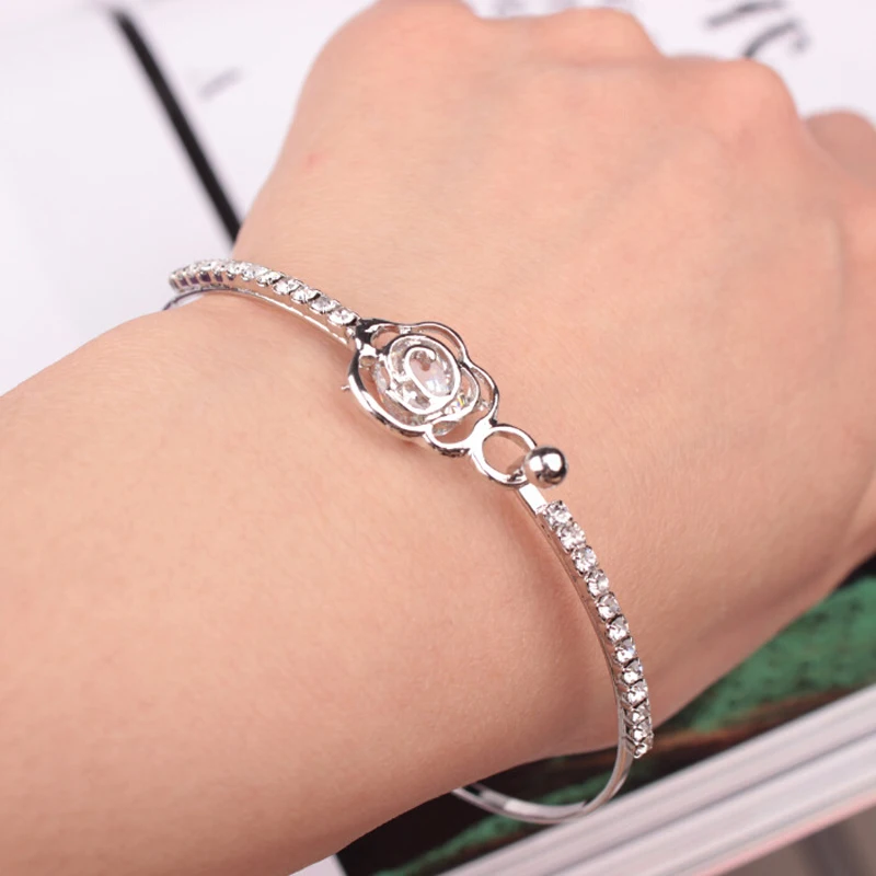 Rose Flower Crystal Bracelet Hand Chain Women Hand Hollow Out Two Colors Ornament Women Jewelry B-0583
Rose Flower Crystal Bracelet Hand Chain Women Hand Hollow Out Two Colors Ornament Women Jewelry B-0583