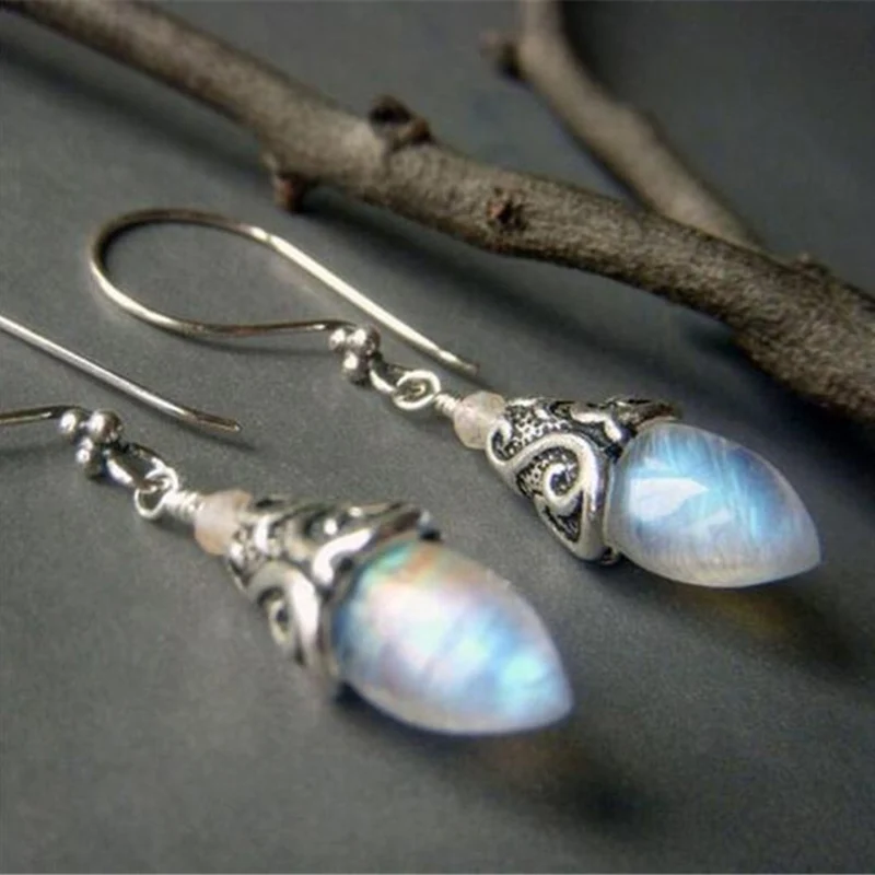 Drop Earrings Ethnic Long Clip Crystal Vintage Party Cuff Wedding Bohemian Earrings For Women Collier Femme Oorbellen
Drop Earrings Ethnic Long Clip Crystal Vintage Party Cuff Wedding Bohemian Earrings For Women Collier Femme Oorbellen