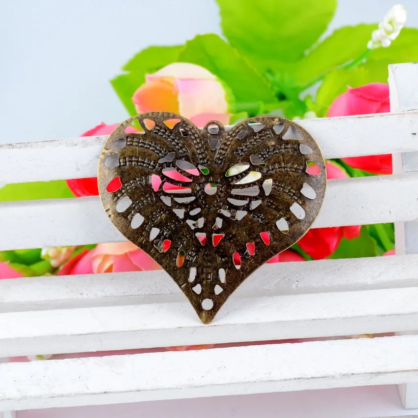 Free shipping Retail 5Pcs Antique Bronze Filigree Heart Pendants Wraps Connnector Embellishments Gift Decoration DIY 4x4.3cm
Free shipping Retail 5Pcs Antique Bronze Filigree Heart Pendants Wraps Connnector Embellishments Gift Decoration DIY 4x4.3cm