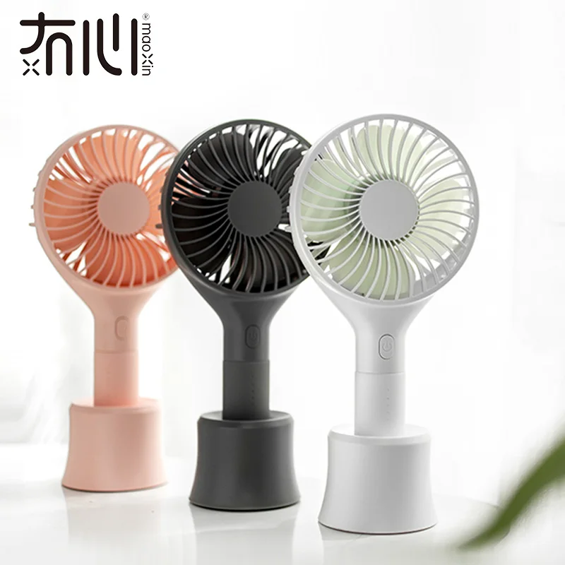 Maoxin potable mini usb fan handheld and desktop micro usb charging 2000mAh capacity 3 speed air cooler cooler fan
Maoxin potable mini usb fan handheld and desktop micro usb charging 2000mAh capacity 3 speed air cooler cooler fan