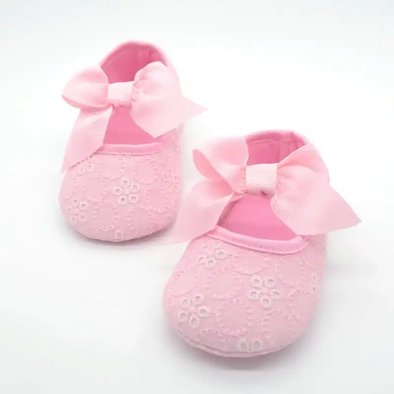 simple baby shoes