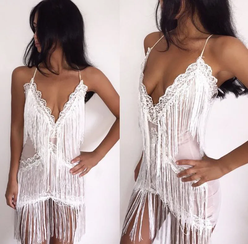 Boho Beach Women Mini Dress Hot Sexy Deep V Neck Cami Dress Glam Tassels Flapper Fringe Dress Latin Dance Dress Party Vestidos
Boho Beach Women Mini Dress Hot Sexy Deep V Neck Cami Dress Glam Tassels Flapper Fringe Dress Latin Dance Dress Party Vestidos