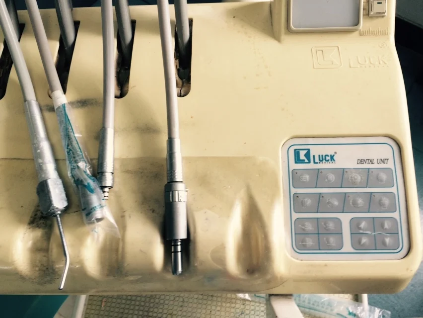 Dental Chair LUCK-I / LUCK-II Use Main Control Panel / Dental Chair Control Switch
Dental Chair LUCK-I / LUCK-II Use Main Control Panel / Dental Chair Control Switch