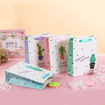12pcs/lot Cartoon Tote Bag White Cardboard Birthday Party Chocolate Candy Box Baby Shower Sweet Party Favor Gift Box
12pcs/lot Cartoon Tote Bag White Cardboard Birthday Party Chocolate Candy Box Baby Shower Sweet Party Favor Gift Box