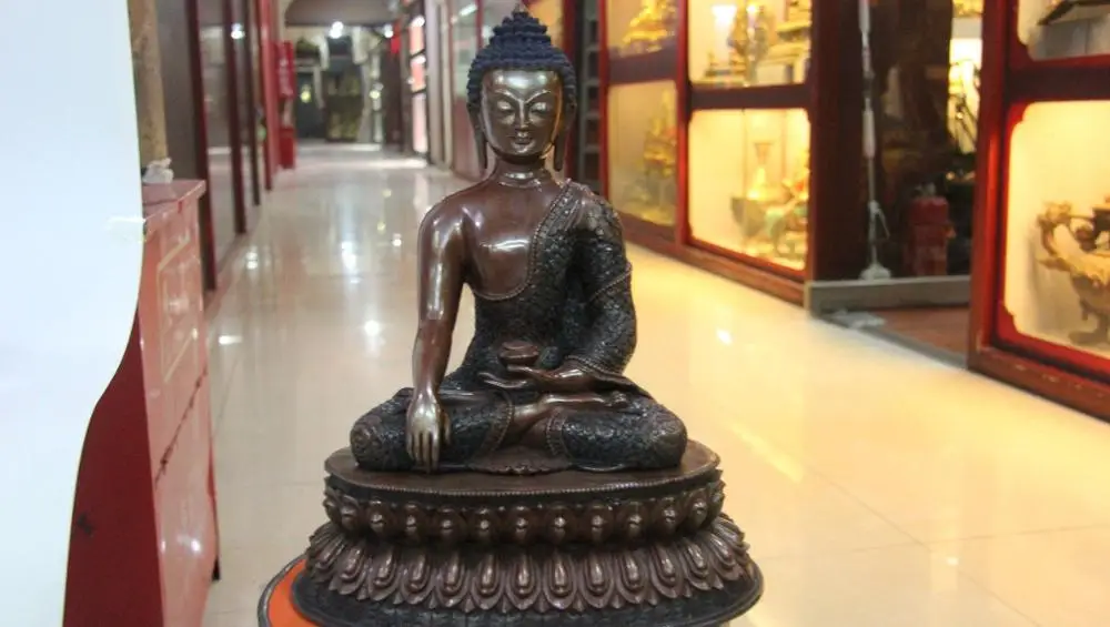 14 China Temple Buddhism Copper Sakyamuni shakyamuni Bhaisajyaguru buddha Statue
14 China Temple Buddhism Copper Sakyamuni shakyamuni Bhaisajyaguru buddha Statue