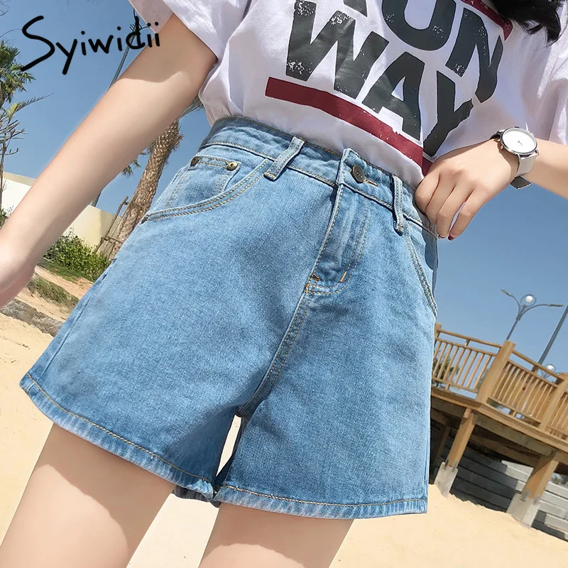 white Shorts jeans woman plus size high waist 2019 summer top shop jeans mom black sky blue streetwear hot sale denim pants
white Shorts jeans woman plus size high waist 2019 summer top shop jeans mom black sky blue streetwear hot sale denim pants
