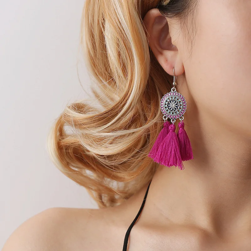 POMPOM Fashion Tassel Earrings For Women Jewelry long dripping fan-shaped earrings statement jewelry Women accessories wholesale
POMPOM Fashion Tassel Earrings For Women Jewelry long dripping fan-shaped earrings statement jewelry Women accessories wholesale