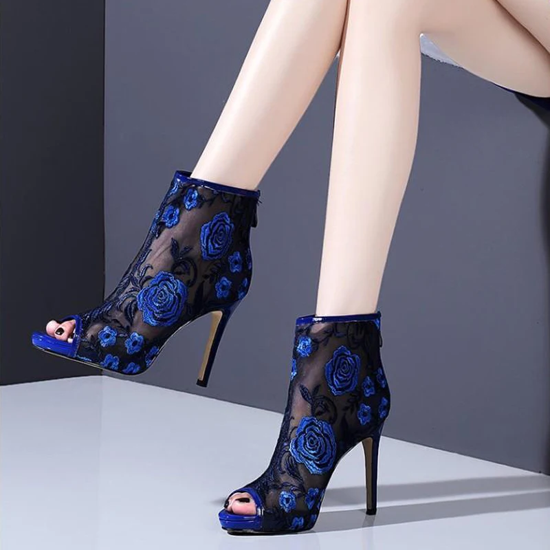 Embroidered Fishmouth Mesh Ankle Boots For Summer Flower Open Toe High Heel Embroidered Boots Peep Toe
Embroidered Fishmouth Mesh Ankle Boots For Summer Flower Open Toe High Heel Embroidered Boots Peep Toe