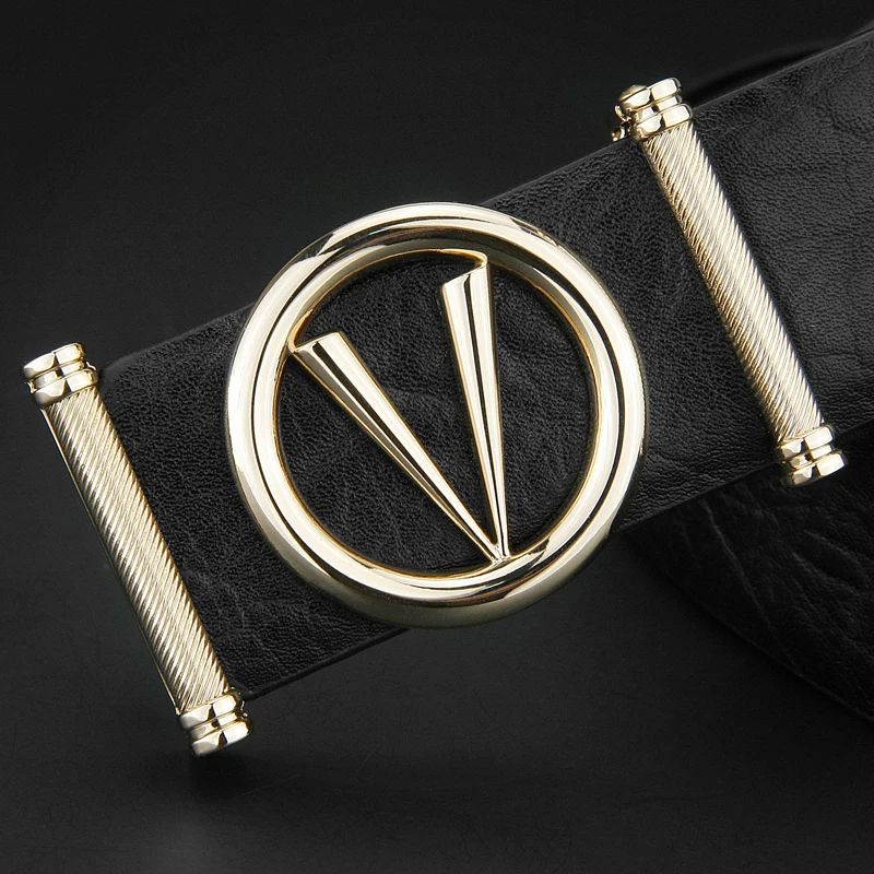 2018 Casual letter V Black cowhide belts for men jeans cow leather Smooth buckle Luxury Famous Brand Designer leather belt men
2018 Casual letter V Black cowhide belts for men jeans cow leather Smooth buckle Luxury Famous Brand Designer leather belt men