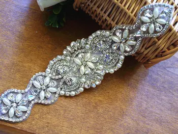 rhinestone bead Applique, pearl beading applique, bridal sash applique, rhinestone trim ZP041 2pieces
rhinestone bead Applique, pearl beading applique, bridal sash applique, rhinestone trim ZP041 2pieces